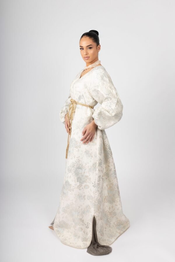 JOLIE BROCARD CAFTAN - Soft Blue