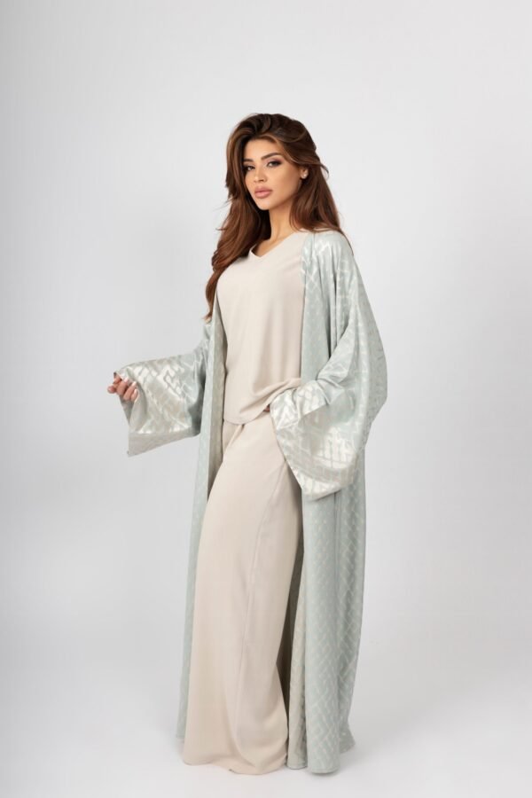 COMFY-CHIC ENSEMBLE - Beige - Image 5