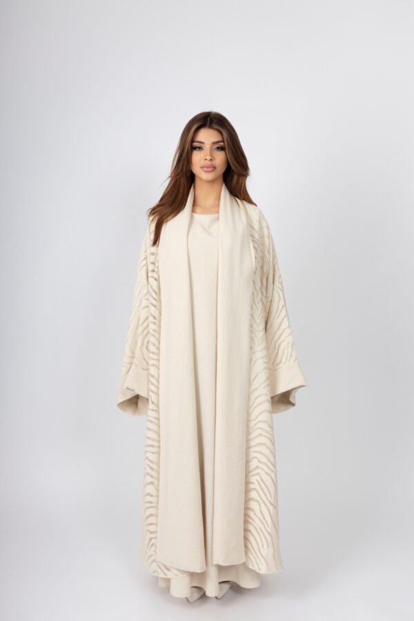 The SABLE Abaya 2-Piece - Image 3