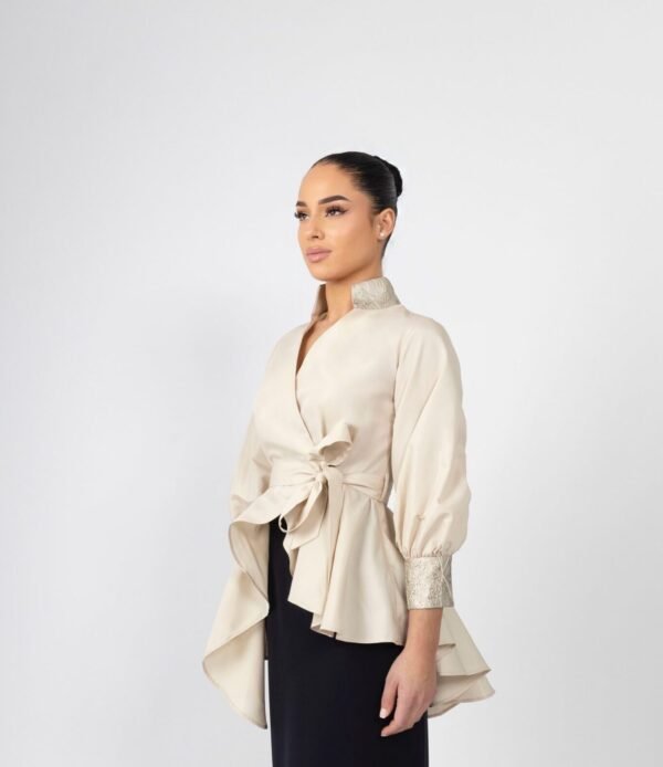 SOPHISTICATED Top